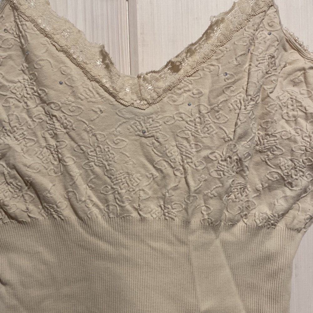 Express Lace Rhinestone Tank Top - Picture 4 of 9